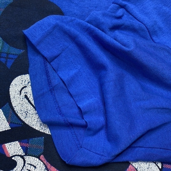 Vintage Disney Mickey & Co. Mickey Mosuse Blue Graphic Print Tshirt - Picture 4 of 7
